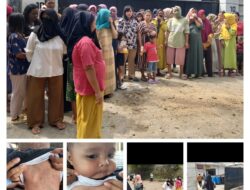 WARGA KAMPUNG LUMPANG DEMO DI DEPAN GERBANG PT BIOSFER, TUNTUT PENUTUPAN PENGOLAHAN LIMBAH B3