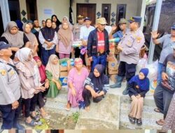 Di Tengah Banjir Karangharja, Kepedulian Gubernur Jabar dan Kapolres Metro Bekasi Hadir Menguatkan Warga