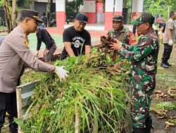 Sinergi TNI–Polri dan Warga Setu Bersihkan Lingkungan, Sambut Ramadhan 1447 H