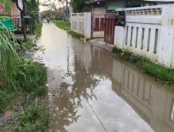 Kubangan Tahunan di Desa Karang Segar: Infrastruktur Lemah, Siapa Bertanggung Jawab….!!!!!!