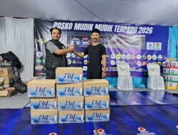 Toko Seger Jaya Rengasdengklok Salurkan Bantuan Air Mineral ke Posko Mudik Terpadu 2026 di Bekasi