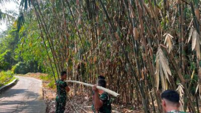 Aksi Nyata Satgas TMMD Ke-129 Kodim 0509 Kab.Bekasi Bersihkan Lingkungan dan Edukasi Warga Antisipasi Kebakaran Saat Kemarau