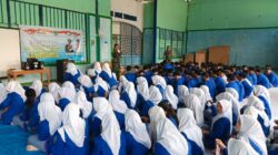 Dukung TMMD 129 Non Fisik, Kodim 0509 Bekasi Gelar Penyuluhan Penerimaan TNI di SMK Trisima Cibarusah