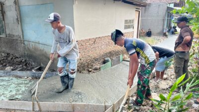 Semangat TNI-Rakyat Menguat, Pengecoran Jalan Sasaran 5 TMMD ke-129 Terus Dikebut